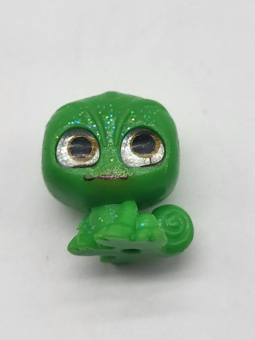Disney Doorables Pascal the Chameleon Tangled Glitter Figure Green Moose